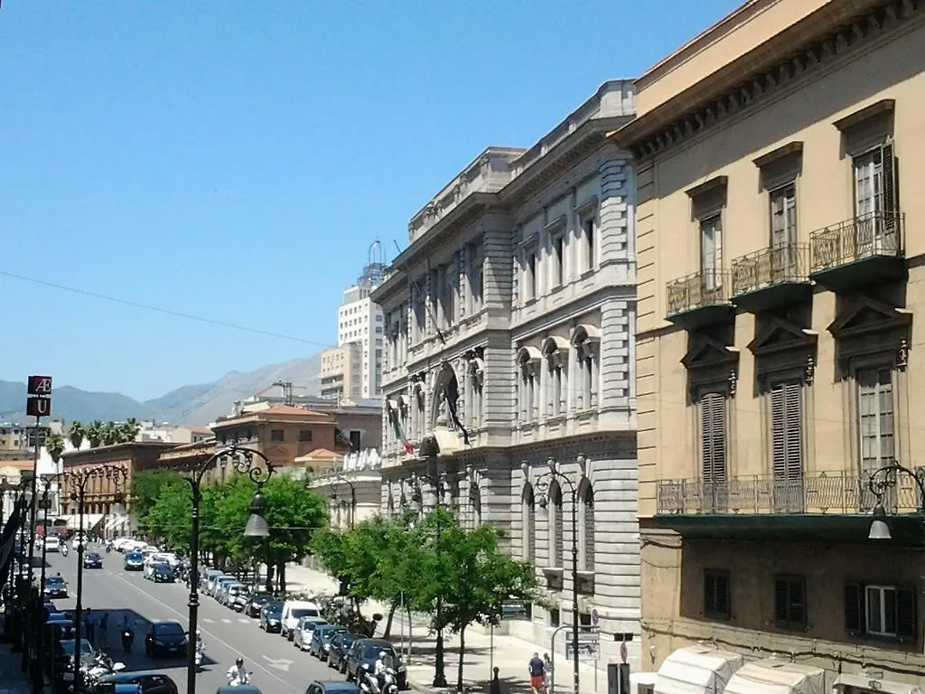 B&B Palermo Art Bed & Breakfast