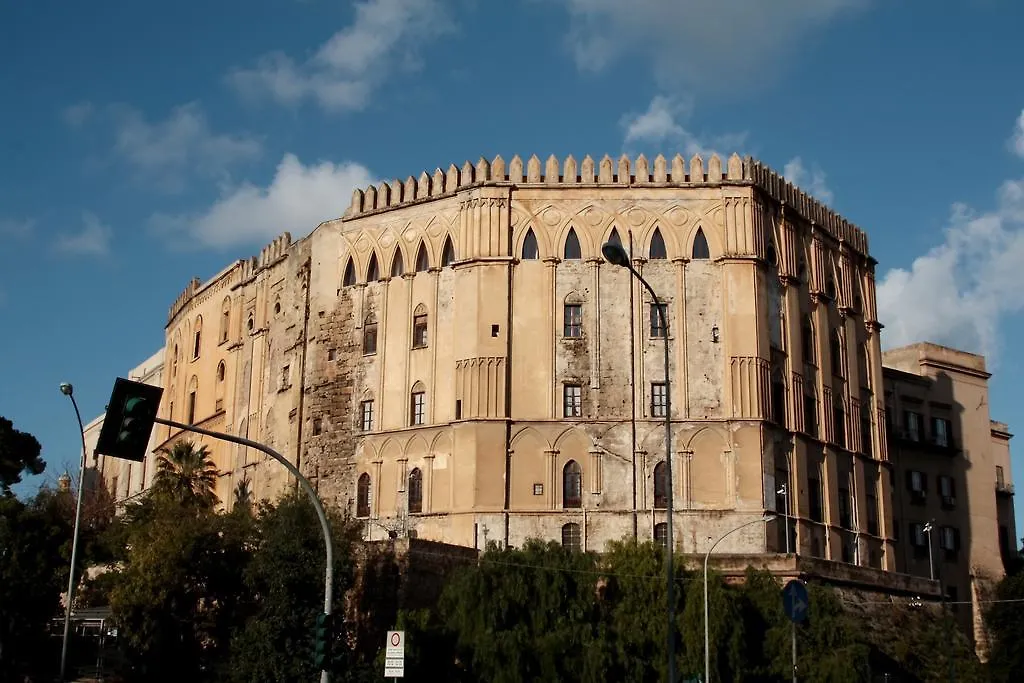 B&B Palermo Art Bed & Breakfast
